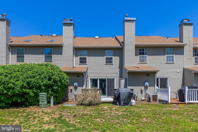 130 Brent Ct, Thorofare, NJ 08086 - back of house with a lawn and a shingled roof