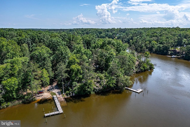 109 Kingfisher Cir, Weems, VA 22576 - aerial view of a heavily wooded area and a large body of water