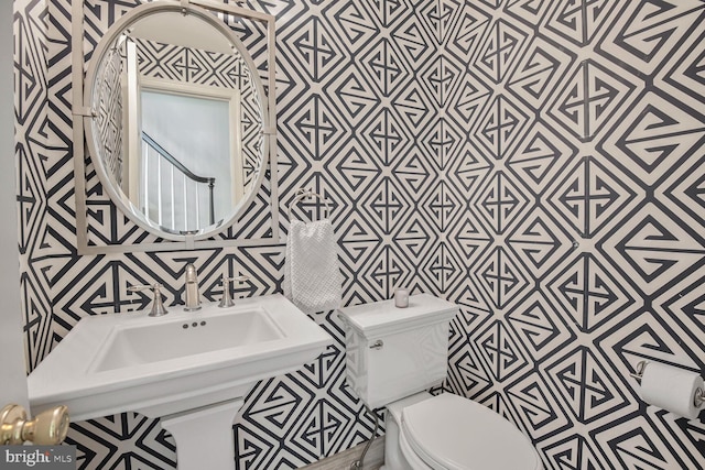 4701 Fort Sumner Dr, Bethesda, MD 20816 - bathroom with toilet
