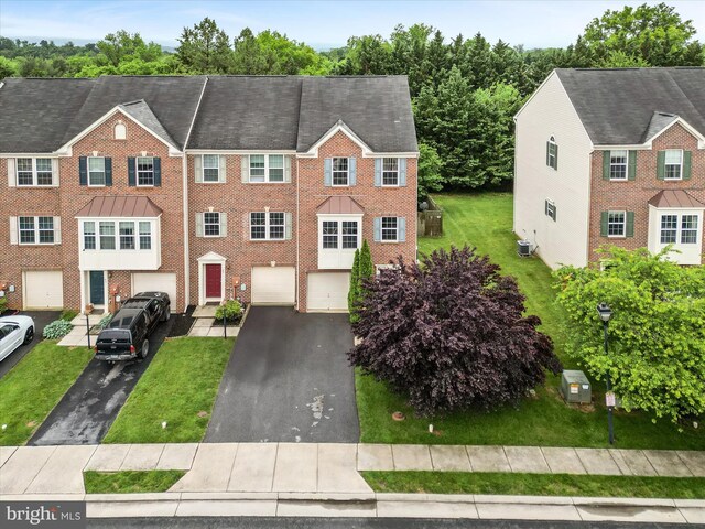 73 Don Quixote Dr, Charles Town, WV 25414