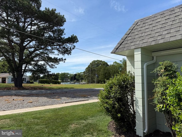 195 S Dr Unit E6, Kilmarnock, VA 22482 - view of green lawn