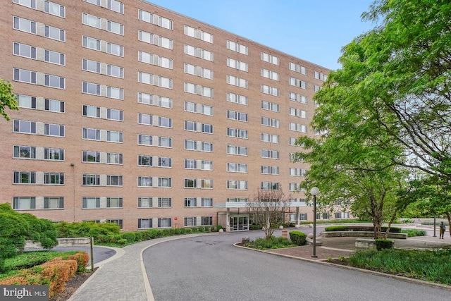 1900 Lyttonsville Rd Unit 216, Silver Spring, MD 20910 - view of building exterior