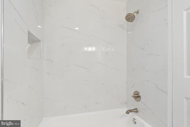 1900 Lyttonsville Rd Unit 216, Silver Spring, MD 20910 - full bathroom featuring washtub / shower combination