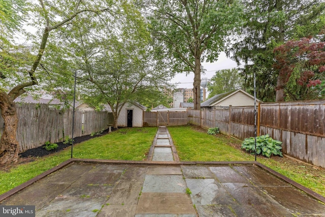 116 Price St, West Chester, PA 19382 - view of yard with a patio area