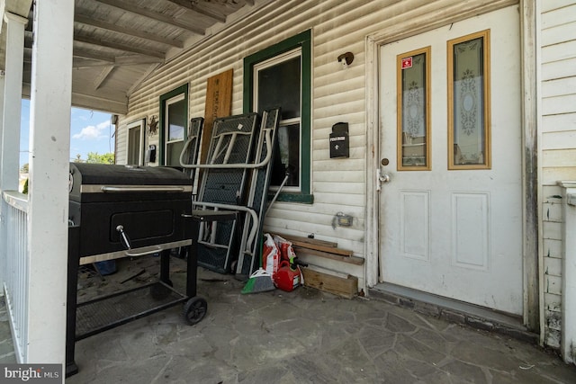 346 W Burkhart Ave, Chambersburg, PA 17201 - property entrance with covered porch