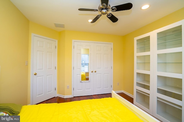 4 Bernadette Cir, Monmouth Junction, NJ 08852 - entryway with ceiling fan, dark wood-style flooring, baseboards, and recessed lighting