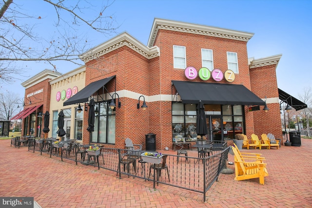 1712 W Abingdon Dr Unit 102, Alexandria, VA 22314 - view of property
