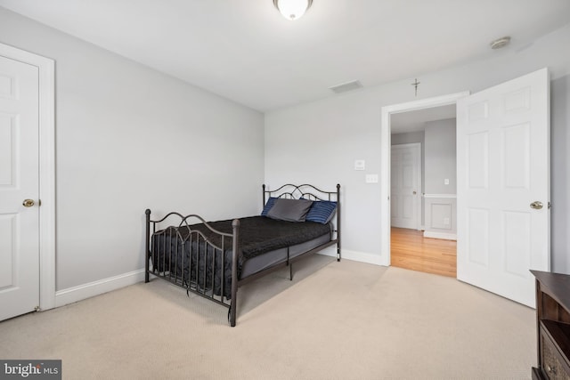 301 Nottingham Ln, Queenstown, MD 21658 - bedroom with carpet and baseboards