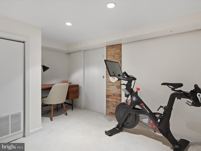 19 E Del Ray Ave E, Alexandria, VA 22301 - workout room featuring carpet floors, recessed lighting, and baseboards
