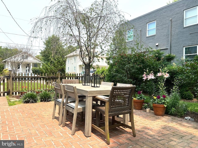 19 E Del Ray Ave E, Alexandria, VA 22301 - view of patio / terrace featuring outdoor dining area