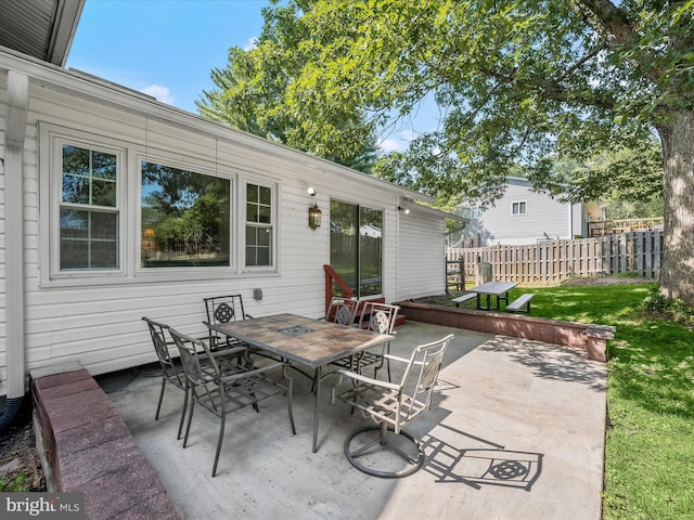 25109 Hickory Ridge Ln, Gaithersburg, MD 20882 - view of patio / terrace with outdoor dining area