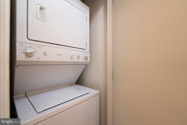 2120 Vermont Ave NW Unit 411, Washington, DC 20001 - laundry area with stacked washer / dryer
