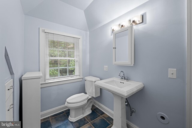 109 Deepdene Rd, Baltimore, MD 21210 - half bath featuring toilet and baseboards
