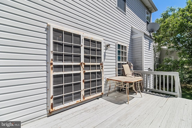 15603 Chadsey Ln, Brandywine, MD 20613 - view of wooden terrace