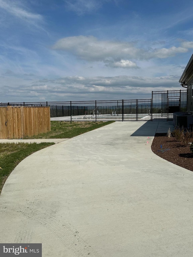 120 Bayhill Ter, Lake Frederick, VA 22630 - view of patio