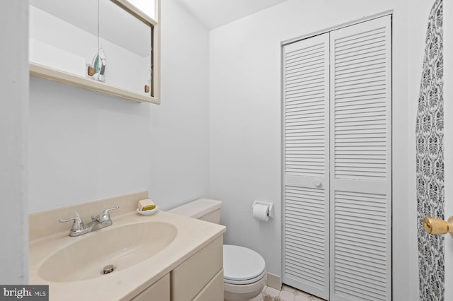 922 Montgomery Ave Unit E2, Bryn Mawr, PA 19010 - bathroom featuring a closet, toilet, and vanity