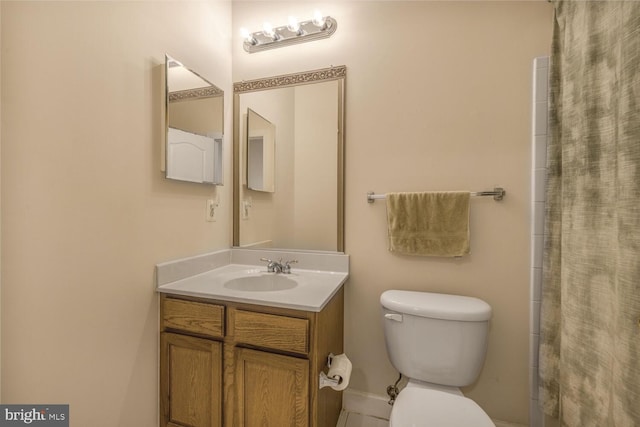 3334 Castle Ridge Cir Unit 8, Silver Spring, MD 20904 - bathroom featuring toilet, vanity, and curtained shower