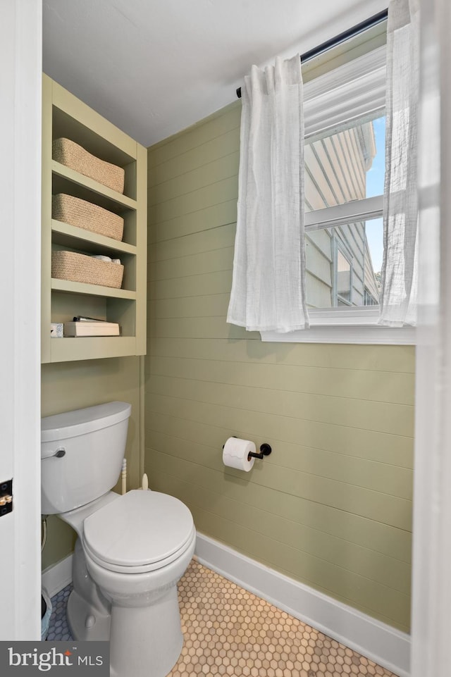 1505 Wynnewood Rd, Ardmore, PA 19003 - bathroom with baseboards and toilet