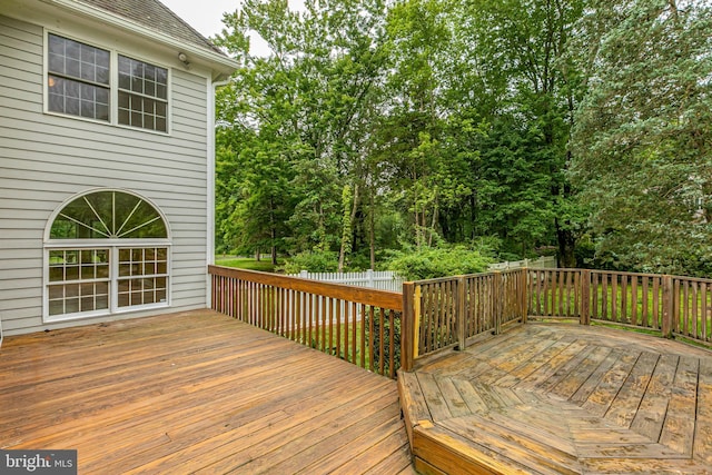 6 Benedek Rd, Princeton, NJ 08540 - view of wooden terrace