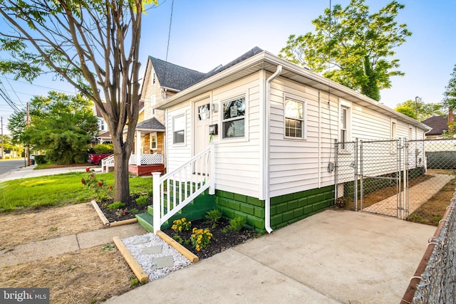113 N Broad St, Penns Grove, NJ 08069 - view of front of property with a gate