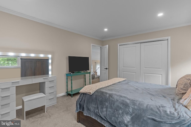 669 Worthington Dr, Warminster, PA 18974 - bedroom with carpet floors, crown molding, a closet, recessed lighting, and baseboards