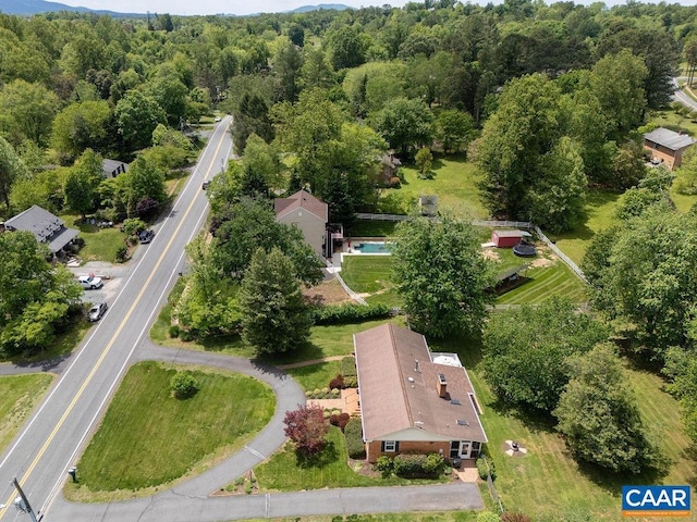 aerial view of property and surrounding area
