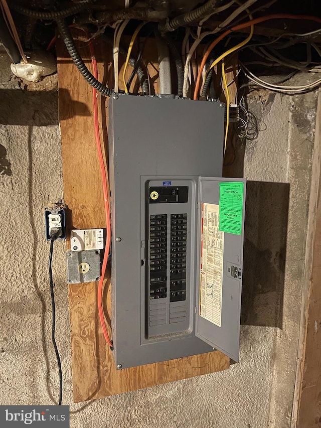 5622 Pilgrim Rd, Baltimore, MD 21214 - utilities featuring electric panel