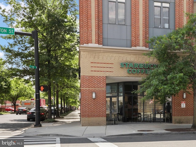 1604 Hunting Creek Dr Unit B, Alexandria, VA 22314 - view of property