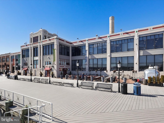 1604 Hunting Creek Dr Unit B, Alexandria, VA 22314 - view of building exterior