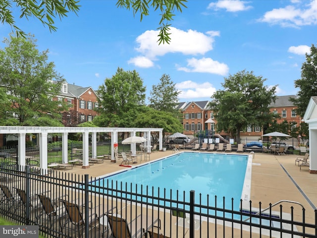 1604 Hunting Creek Dr Unit B, Alexandria, VA 22314 - community pool featuring a patio area and a pergola