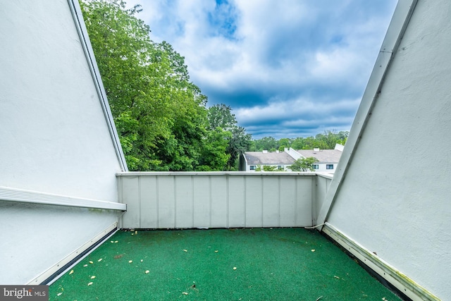 264 Summit House Unit 264, West Chester, PA 19382 - view of balcony