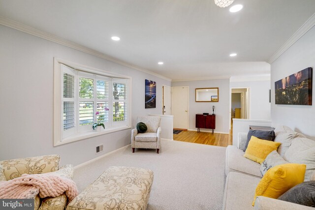 5101 Ampthill Dr, Alexandria, VA 22312 - living area featuring crown molding, recessed lighting, baseboards, and wood finished floors