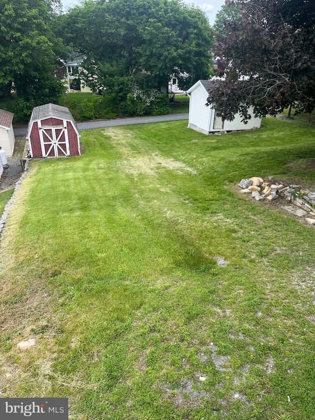 313 Northfield Ave, Waynesboro, PA 17268 - view of grassy yard