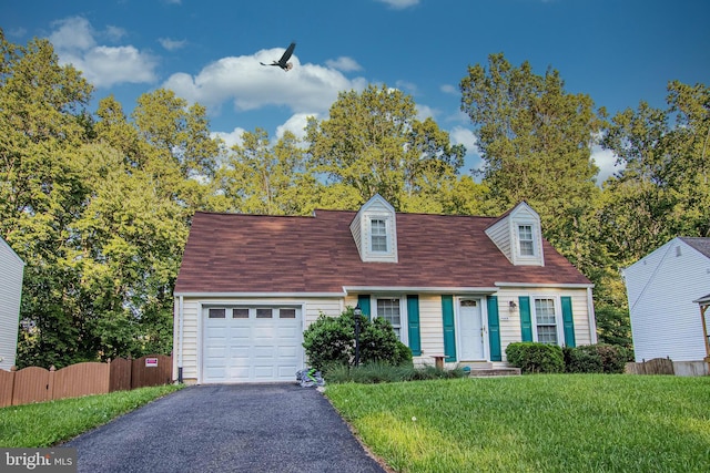 14365 Salsbury Ct, Woodbridge, VA 22193 - cape cod house featuring an attached garage and driveway