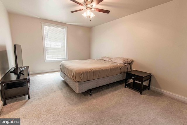 14365 Salsbury Ct, Woodbridge, VA 22193 - bedroom featuring light colored carpet, baseboards, and ceiling fan
