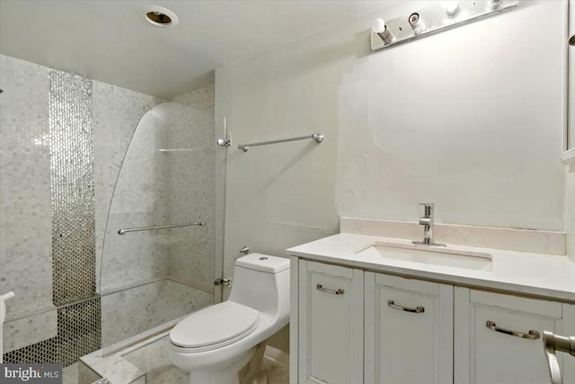 full bath with walk in shower, toilet, and vanity