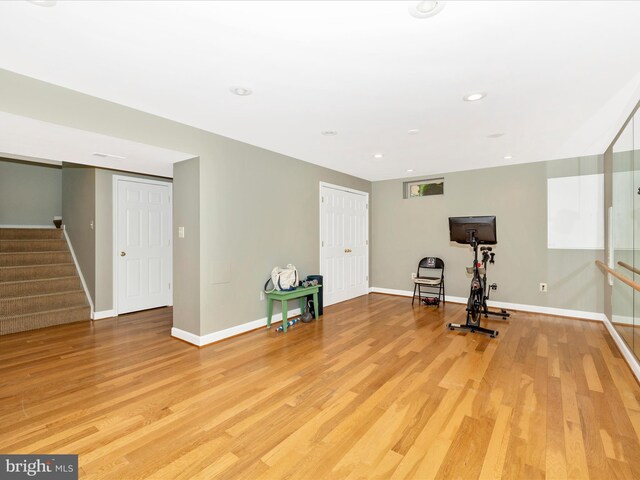 6470 Saddlebrook Ln, Frederick, MD 21701 - workout room featuring light wood-style floors, baseboards, and recessed lighting