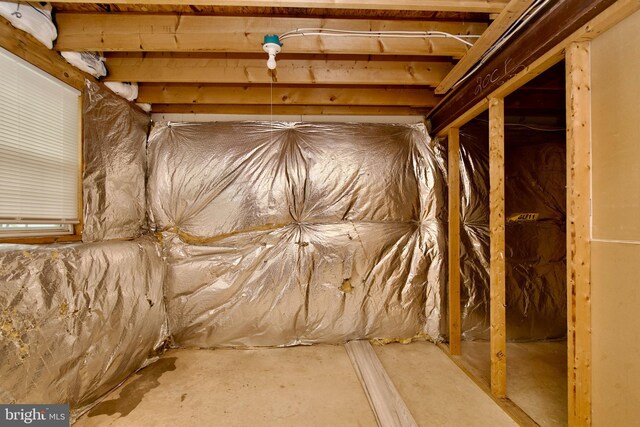 10305 Butternut Cir, Manassas, VA 20110 - view of attic