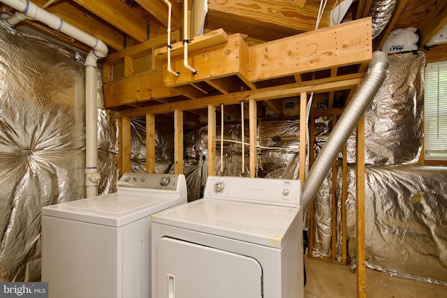 10305 Butternut Cir, Manassas, VA 20110 - laundry room with washing machine and clothes dryer