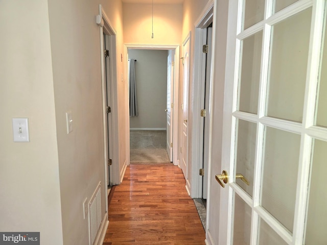 10 Honeyflower, Bordentown, NJ 08620 - hallway with wood finished floors