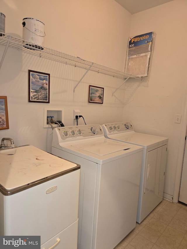 10 Honeyflower, Bordentown, NJ 08620 - laundry area featuring washer and dryer