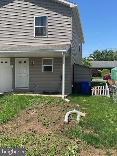 319 Crestmont St, Reading, PA 19611 - view of front facade