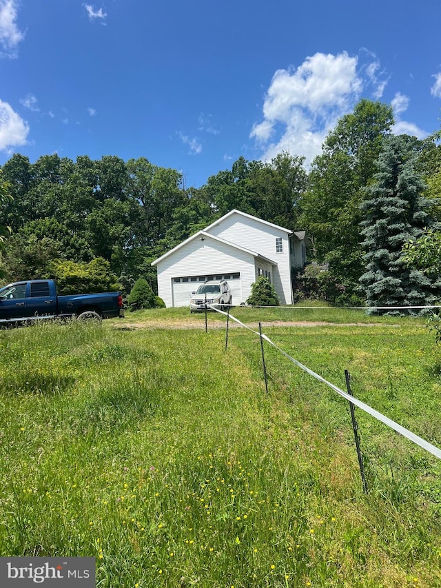 1442 Hickory Corner Rd, Augusta, WV 26704 - view of yard