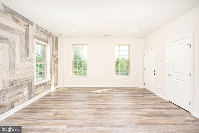 5831 Rochefort St, Ijamsville, MD 21754 - unfurnished room featuring light wood-style flooring, baseboards, and recessed lighting