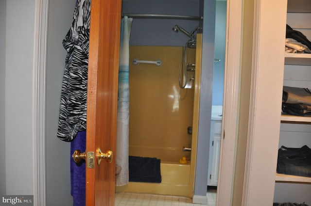 2147 Cloverleaf Rd, Mount Joy, PA 17552 - full bath featuring shower / bathtub combination with curtain and tile patterned floors