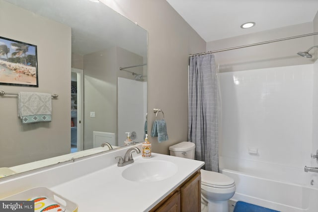 9642 Lambeth Ct, Columbia, MD 21046 - bathroom featuring toilet, vanity, and shower / tub combo