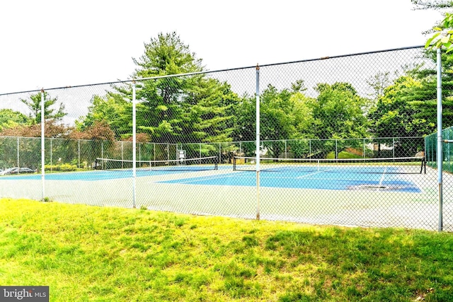 12216 Eagles Nest Ct Unit G, Germantown, MD 20874 - view of tennis court