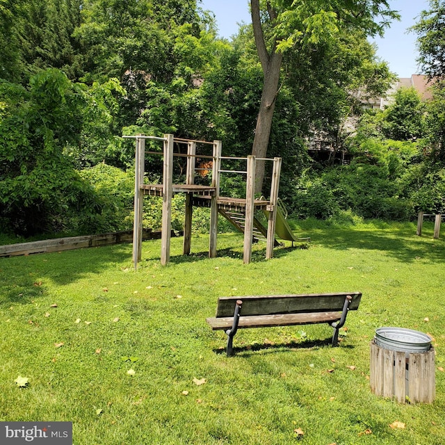 12216 Eagles Nest Ct Unit G, Germantown, MD 20874 - view of jungle gym featuring a yard