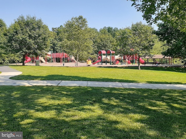 11115 Sceptre Ridge Ter, Germantown, MD 20876 - view of property's community featuring a lawn
