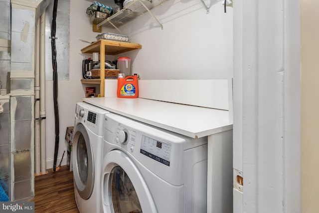 1733 Lockhart St, Toms River, NJ 08757 - laundry room featuring washer and dryer and dark wood-style flooring